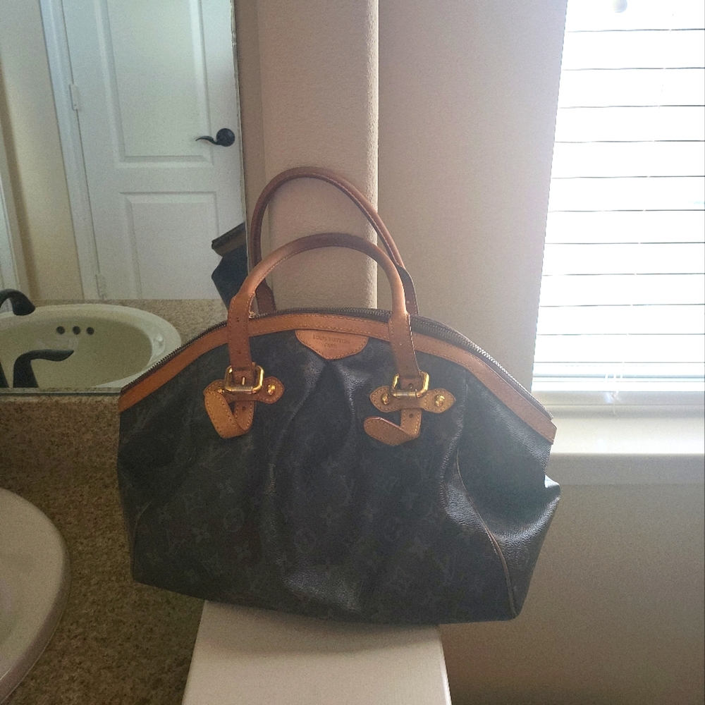 Authentic Louis Vuitton Tivoli GM Monogram Tote Shoulder Handbag